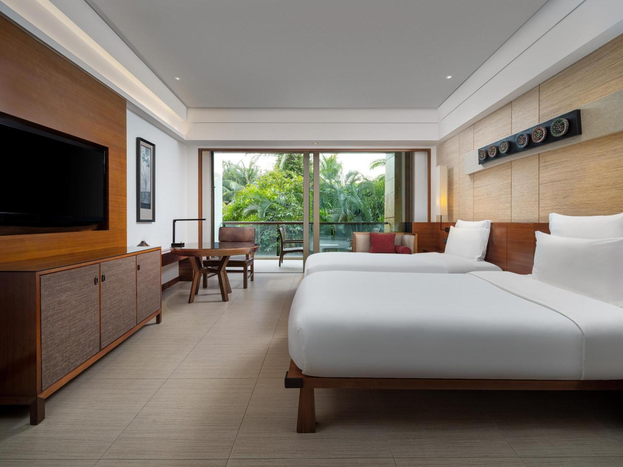 Pullman Oceanview Sanya Bay Resort & Spa Exterior foto